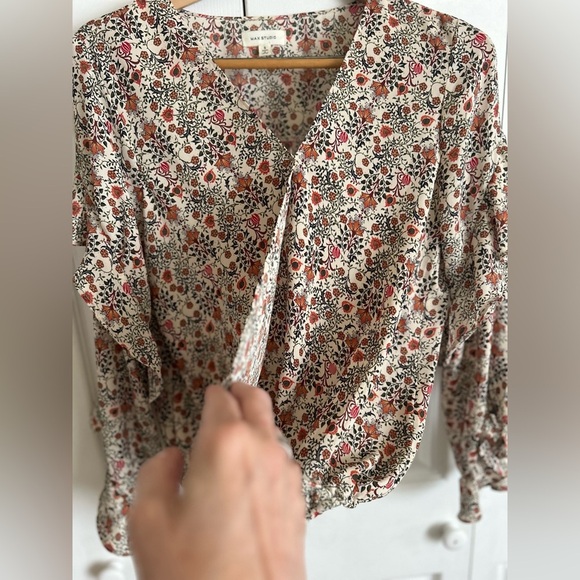 Max studio Ruffled blouse - Picture 4 of 13